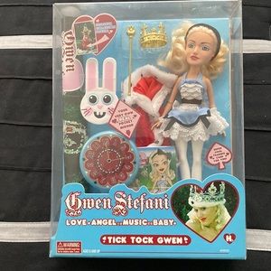 Gwen Stefani TikTok Gwendol 2006 new in box